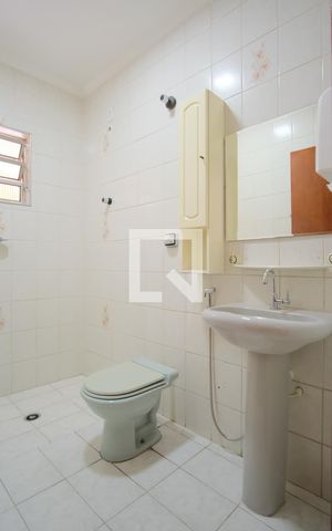 Casa à venda com 302m², 3 quartos e 2 vagasLavabo