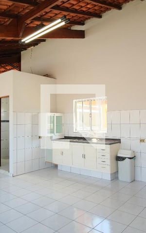 Casa à venda com 302m², 3 quartos e 2 vagasTerraço