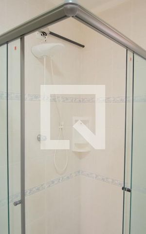 Casa à venda com 302m², 3 quartos e 2 vagasBanheiro Social
