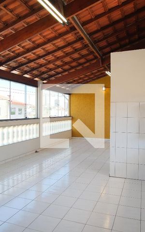 Casa à venda com 302m², 3 quartos e 2 vagasTerraço