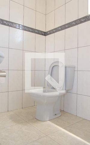 Casa à venda com 302m², 3 quartos e 2 vagasBanheiro de serviço