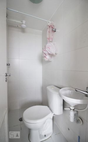 Apartamento à venda com 210m², 5 quartos e 4 vagasBanheiro de Serviço