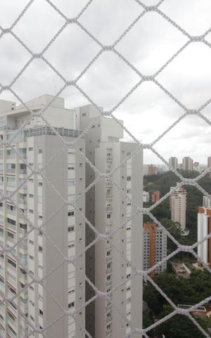 Apartamento à venda com 210m², 5 quartos e 4 vagasVista da suíte 1