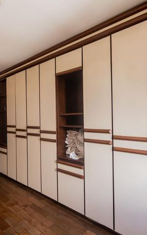 Apartamento à venda com 170m², 4 quartos e 2 vagas Apartamento à venda com 170m², 4 quartos e 2 vagasQuarto 4