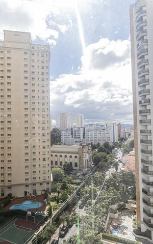 Apartamento à venda com 170m², 4 quartos e 2 vagas Apartamento à venda com 170m², 4 quartos e 2 vagasVista Varanda Suite 2