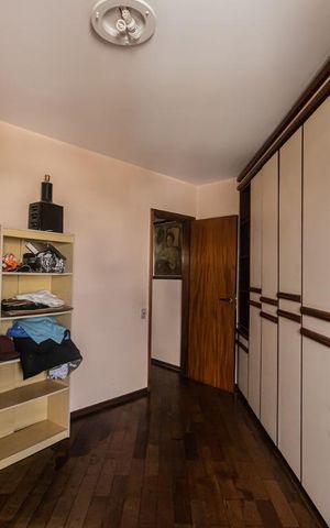 Apartamento à venda com 170m², 4 quartos e 2 vagas Apartamento à venda com 170m², 4 quartos e 2 vagasQuarto 4
