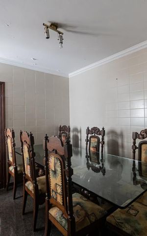 Apartamento à venda com 170m², 4 quartos e 2 vagas Apartamento à venda com 170m², 4 quartos e 2 vagasCopa