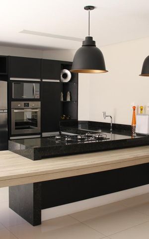 Apartamento à venda com 211m², 5 quartos e 3 vagasÁrea comum - Salão de festas