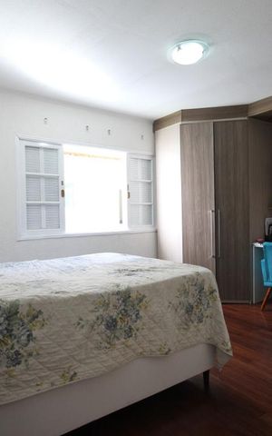Casa para alugar com 201m², 3 quartos e 2 vagasSuíte 2