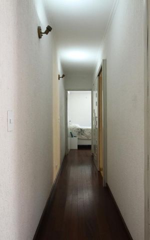 Casa para alugar com 201m², 3 quartos e 2 vagasCorredor