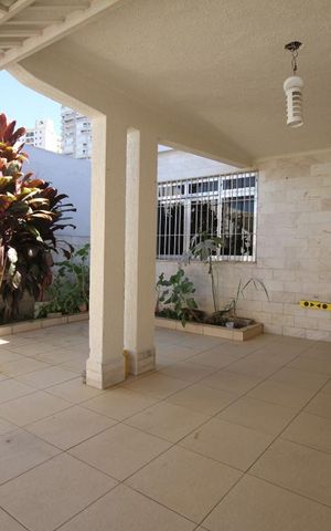 Casa para alugar com 201m², 3 quartos e 2 vagasGaragem