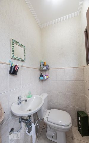 Casa à venda com 300m², 2 quartos e 1 vaga Casa à venda com 300m², 2 quartos e 1 vagaLavabo