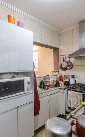 Casa à venda com 300m², 2 quartos e 1 vaga Casa à venda com 300m², 2 quartos e 1 vagaCozinha