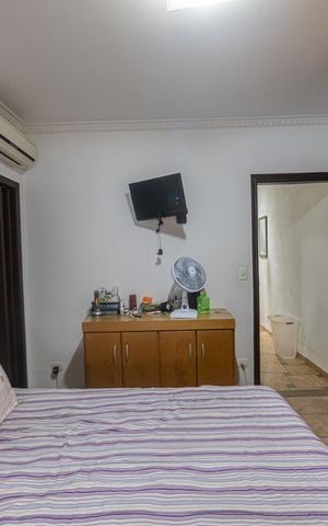 Casa à venda com 300m², 2 quartos e 1 vaga Casa à venda com 300m², 2 quartos e 1 vagaSuite