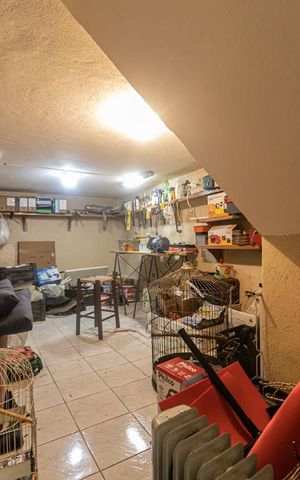 Casa à venda com 300m², 2 quartos e 1 vaga Casa à venda com 300m², 2 quartos e 1 vagaComodo Extra