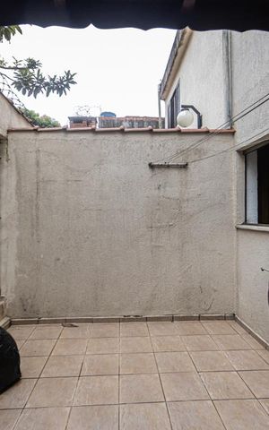 Casa à venda com 300m², 2 quartos e 1 vaga Casa à venda com 300m², 2 quartos e 1 vagaÁrea comum - Churrasqueira