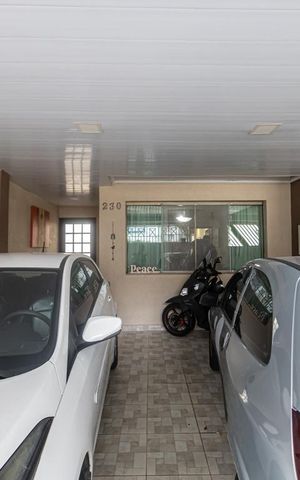 Casa à venda com 300m², 2 quartos e 1 vaga Casa à venda com 300m², 2 quartos e 1 vagaGaragem