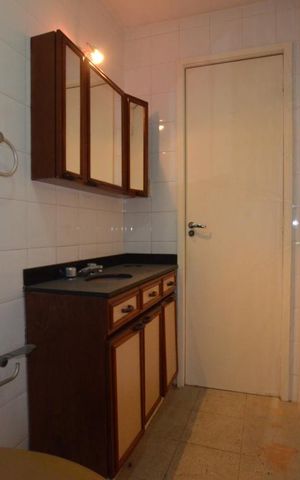 Apartamento à venda com 82m², 2 quartos e 1 vagaBanheiro Social