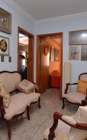 Apartamento à venda com 250m², 5 quartos e 4 vagas Apartamento à venda com 250m², 5 quartos e 4 vagasSala 2