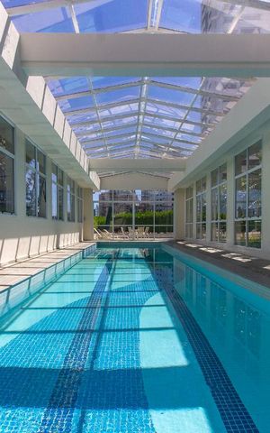 Apartamento para alugar com 205m², 4 quartos e 3 vagas Apartamento para alugar com 205m², 4 quartos e 3 vagasÁrea comum - Piscina Climatizada