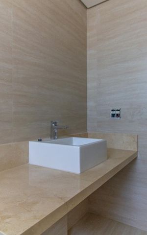 Apartamento para alugar com 205m², 4 quartos e 3 vagas Apartamento para alugar com 205m², 4 quartos e 3 vagasBanheiro Suíte Quarto 2
