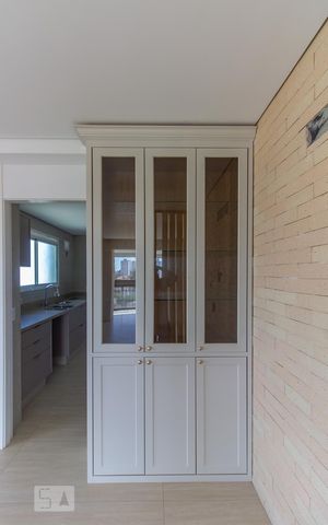 Apartamento para alugar com 205m², 4 quartos e 3 vagas Apartamento para alugar com 205m², 4 quartos e 3 vagasDetalhe Varanda gourmet
