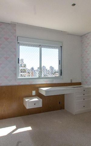 Apartamento para alugar com 205m², 4 quartos e 3 vagas Apartamento para alugar com 205m², 4 quartos e 3 vagasQuarto Suíte 3