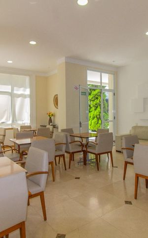 Apartamento para alugar com 205m², 4 quartos e 3 vagas Apartamento para alugar com 205m², 4 quartos e 3 vagasÁrea comum - Salão de festas