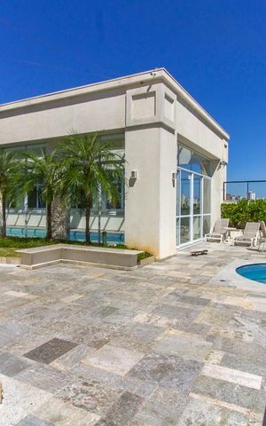 Apartamento para alugar com 205m², 4 quartos e 3 vagas Apartamento para alugar com 205m², 4 quartos e 3 vagasÁrea comum - Piscina infantil