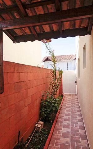 Casa de condomínio para alugar com 110m², 3 quartos e 2 vagasCorredor Lateral