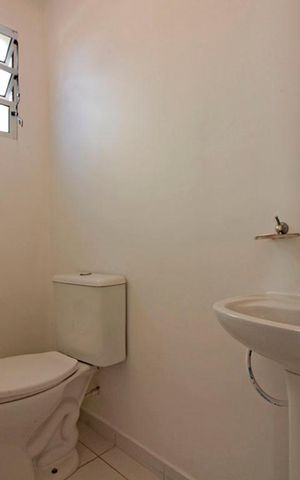 Casa de condomínio para alugar com 110m², 3 quartos e 2 vagasLavabo