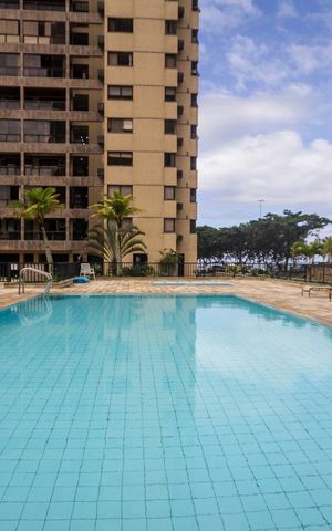 Apartamento à venda com 123m², 3 quartos e 2 vagas Apartamento à venda com 123m², 3 quartos e 2 vagasPiscina