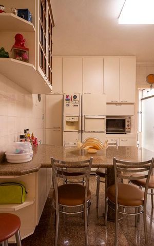 Casa à venda com 115m², 3 quartos e 5 vagas Casa à venda com 115m², 3 quartos e 5 vagasCozinha