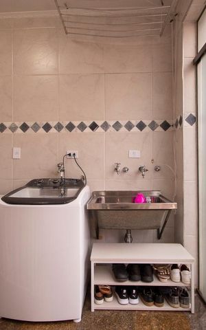 Casa à venda com 115m², 3 quartos e 5 vagas Casa à venda com 115m², 3 quartos e 5 vagasÁrea de Serviço