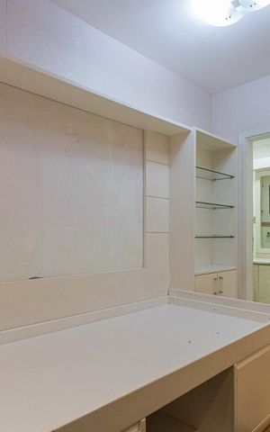 Apartamento à venda com 135m², 4 quartos e 3 vagas Apartamento à venda com 135m², 4 quartos e 3 vagasQuarto 2 Suíte 2