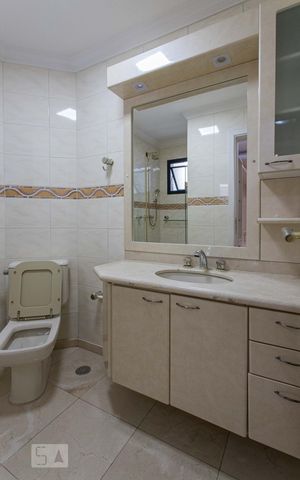 Apartamento à venda com 135m², 4 quartos e 3 vagas Apartamento à venda com 135m², 4 quartos e 3 vagasBanheiro 3 Suíte 2