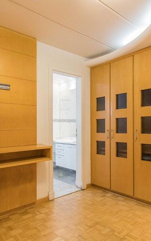 Apartamento à venda com 135m², 4 quartos e 3 vagas Apartamento à venda com 135m², 4 quartos e 3 vagasQuarto Suíte 1