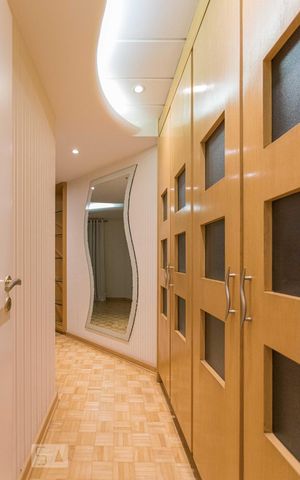 Apartamento à venda com 135m², 4 quartos e 3 vagas Apartamento à venda com 135m², 4 quartos e 3 vagasSuíte 1 Closed
