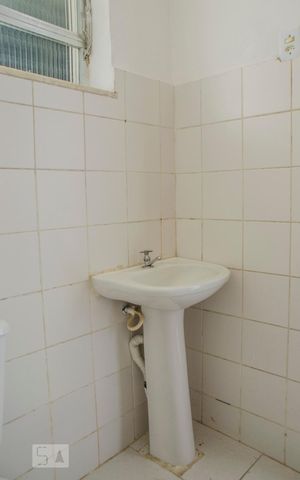 Apartamento à venda com 61m², 2 quartos e sem vagaBanheiro
