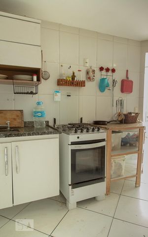 Apartamento à venda com 150m², 3 quartos e 2 vagas Apartamento à venda com 150m², 3 quartos e 2 vagasCozinha