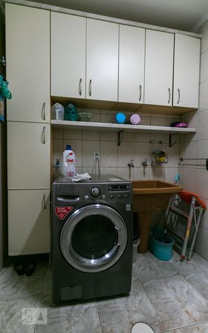 Casa à venda com 380m², 3 quartos e 6 vagasÁrea de Serviço - Armários