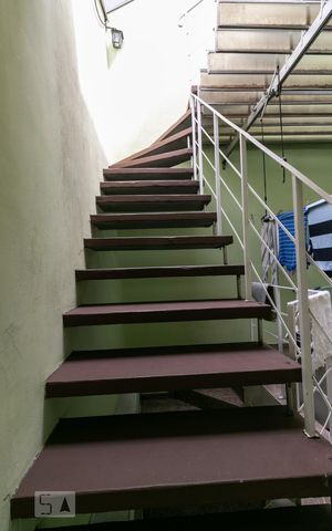 Casa à venda com 380m², 3 quartos e 6 vagasEscadas - Churrasqueira