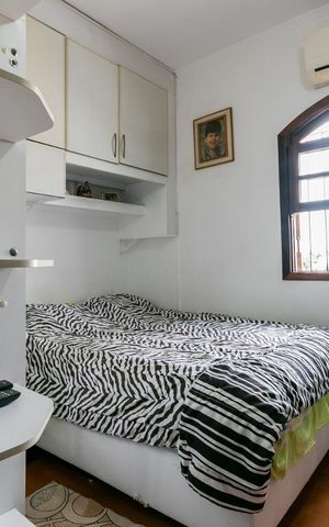 Casa à venda com 380m², 3 quartos e 6 vagasSuíte 2