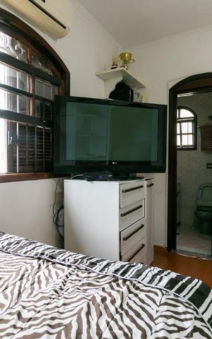 Casa à venda com 380m², 3 quartos e 6 vagasSuíte 2