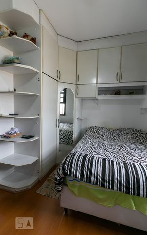 Casa à venda com 380m², 3 quartos e 6 vagasSuíte 2