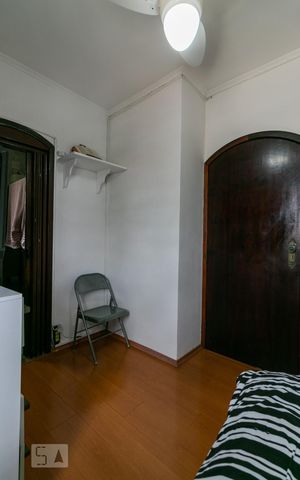 Casa à venda com 380m², 3 quartos e 6 vagasSuíte 2