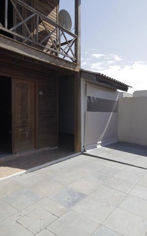 Casa à venda com 82m², 2 quartos e 3 vagasFachada