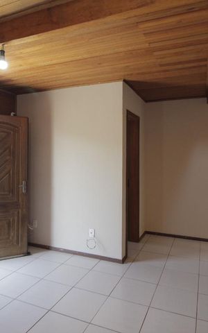 Casa à venda com 82m², 2 quartos e 3 vagasSala