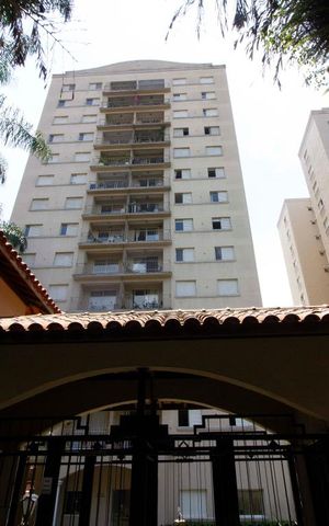 Apartamento para alugar com 78m², 3 quartos e 2 vagasFachada