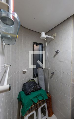 Casa à venda com 240m², 2 quartos e 2 vagas Casa à venda com 240m², 2 quartos e 2 vagasLazer